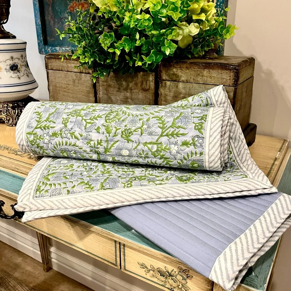 Pottery Barn Green and Gray Botanical placemats set of 4